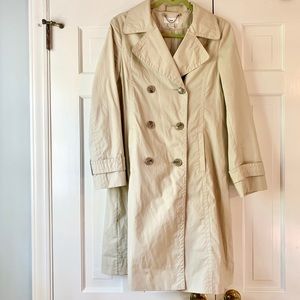 Women’s H&M trench coat sz 6